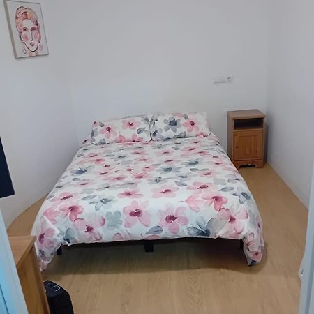 Alquilo Mini Departamento Leilighet Sant Boi de Llobregat Eksteriør bilde