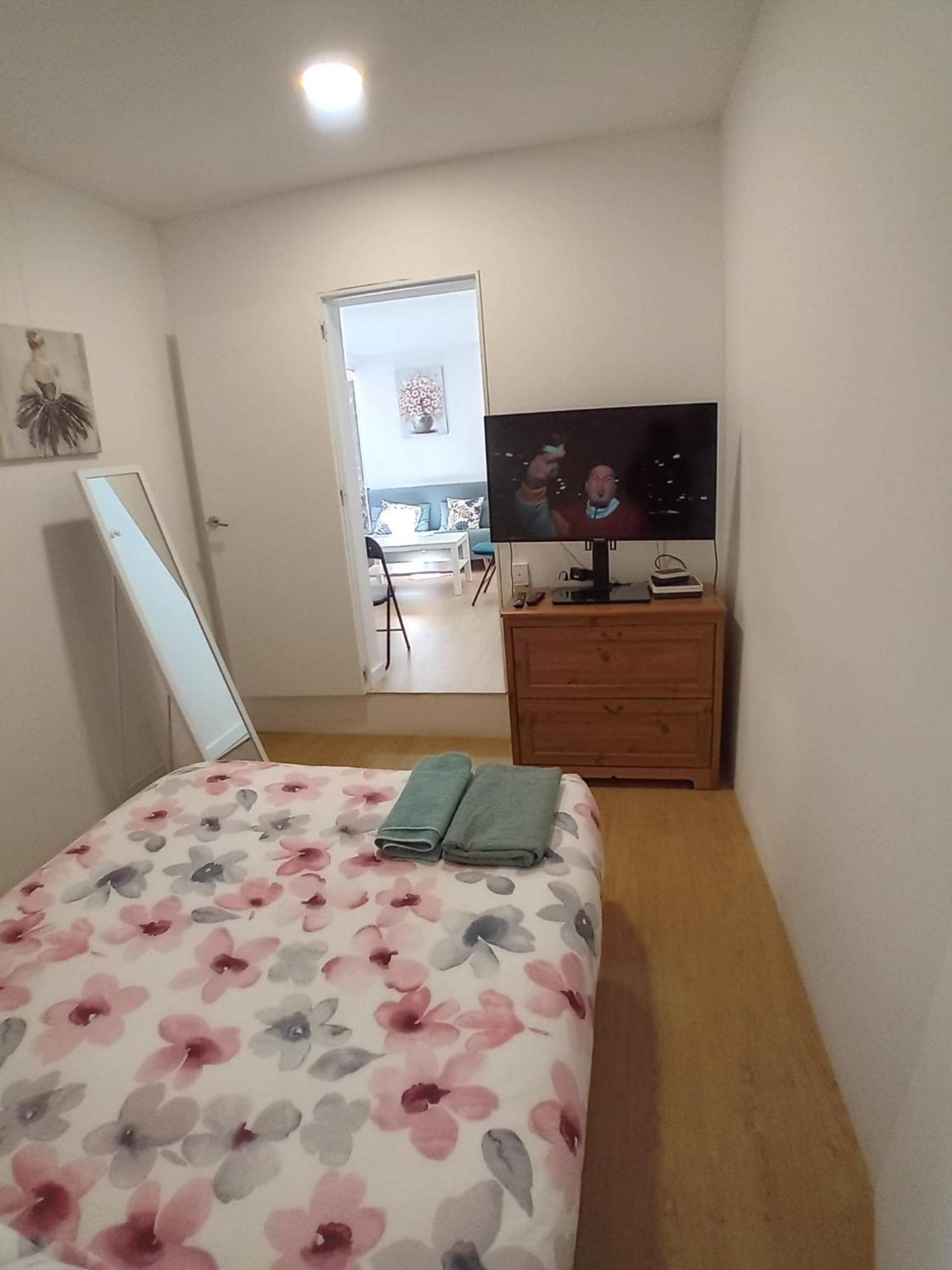 Alquilo Mini Departamento Leilighet Sant Boi de Llobregat Eksteriør bilde